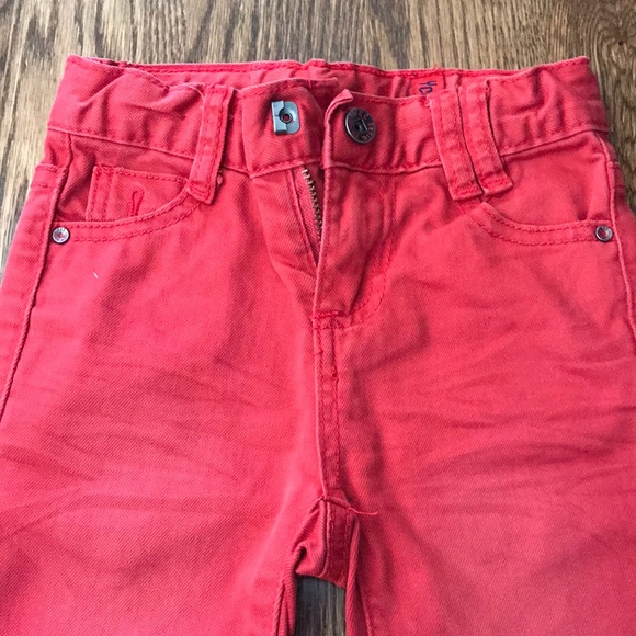 Red Jeans - Picture 2 of 6
